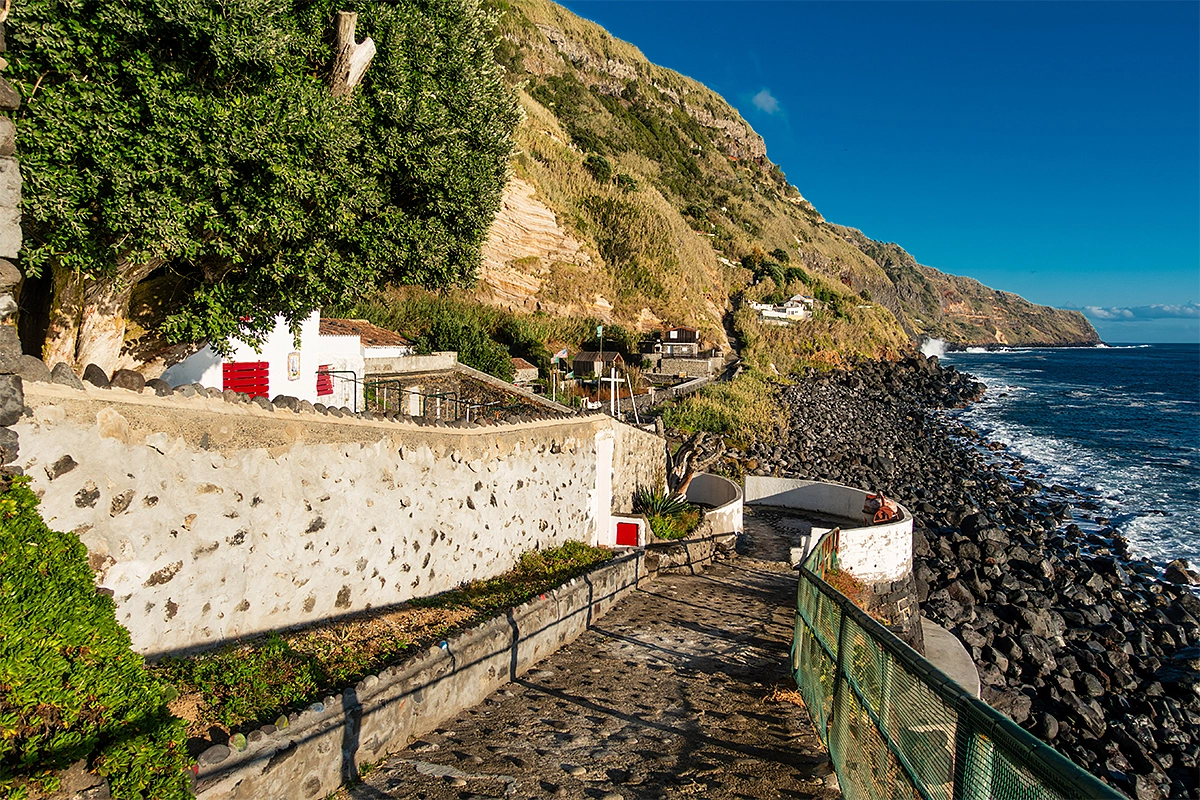 Rocha da Relva, Azore